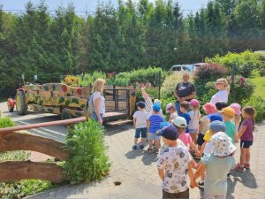 e5607b44-dac1-4641-9a3f-5895f803ff64